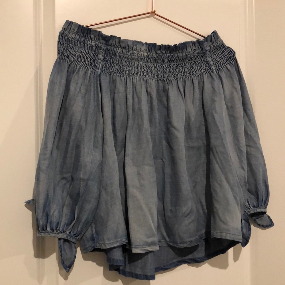 NEW Nordstrom Rack Off the Shoulder Chambray Top